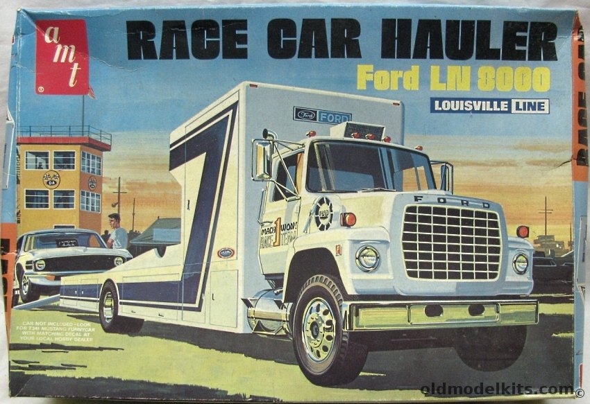 AMT 1/25 Race Car Hauler Ford LN 8000 Louisville Line Transporter, T505 plastic model kit